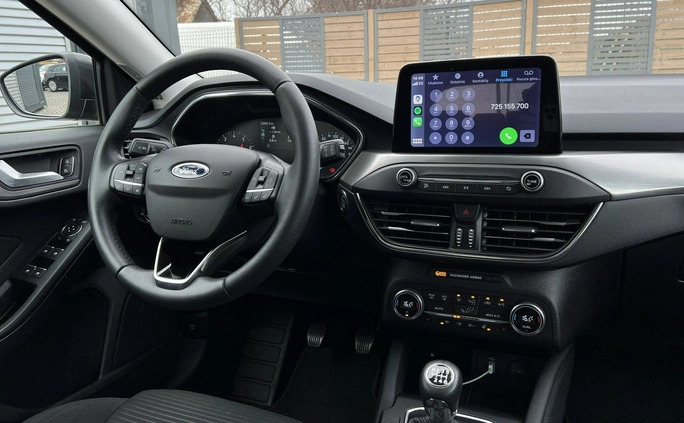 Ford Focus cena 75900 przebieg: 53880, rok produkcji 2020 z Warta małe 742